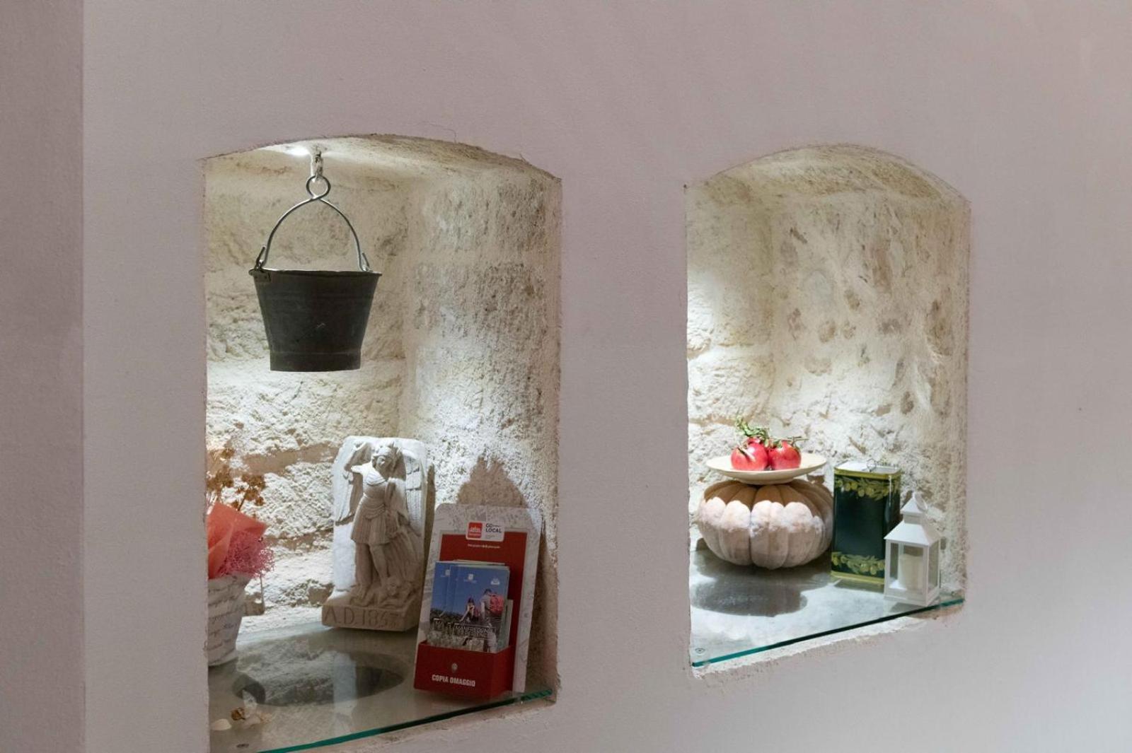 Centro Storico Rooms & Suites Манфредония Екстериор снимка