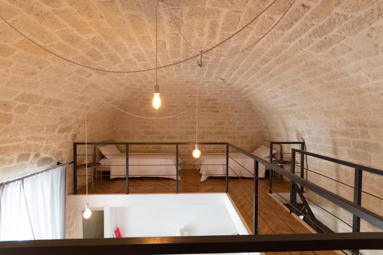 Centro Storico Rooms & Suites Манфредония Екстериор снимка
